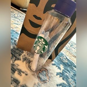 NEW 💚Starbucks Water Bottle Huskies